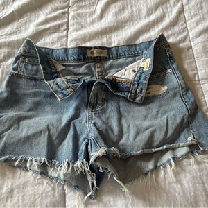 Madewell Relaxed Denim - Light Blue Frayed Jean Shorts